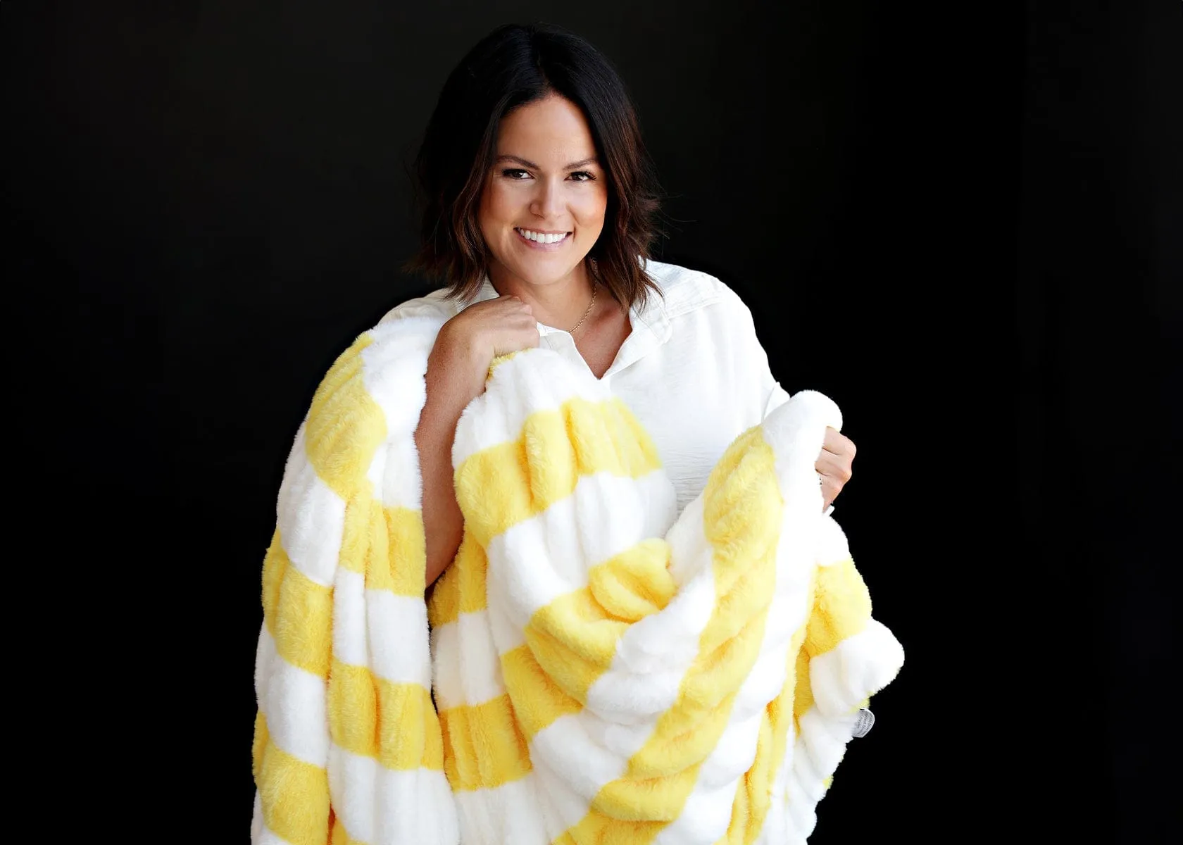 Hugs Lemon Drop Blanket