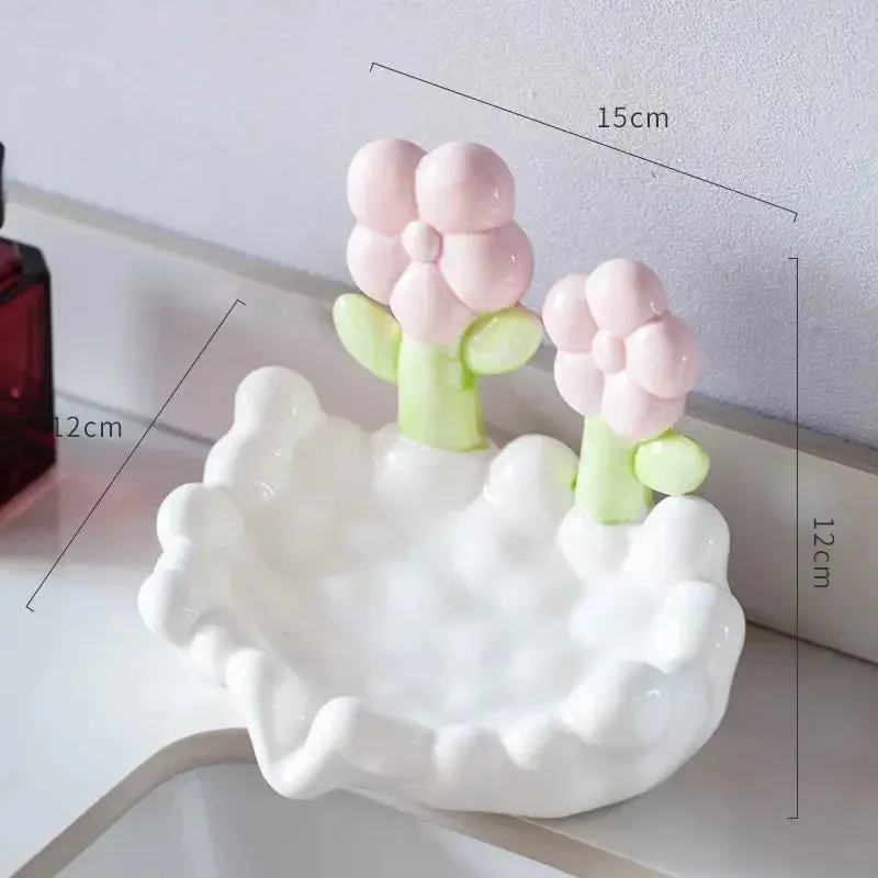 SINOTAO  -  Creative Ceramic Flower Soap Box Drain Three-dimensional White Flower Soap Dish Bathroom Sink Shelf Bathroom Decor Accessories